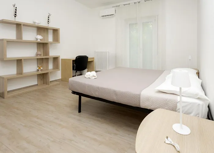 Policlinico Premium Lägenhet